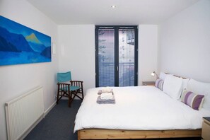 3 bedrooms, iron/ironing board, travel crib, WiFi