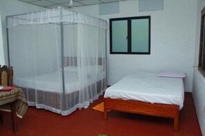 1 bedroom, WiFi, bed sheets - Sumith Villa - Villa 3 (Mirissa)
