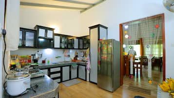 Fridge, microwave, stovetop, electric kettle