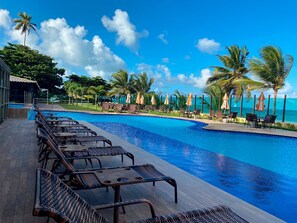 Huoneisto | Uima-allas | Ulkouima-allas