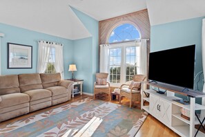 TV, fireplace, video games