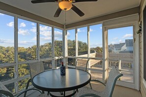 Outdoor dining - 5591- Beach, Please!, Nags Head w/Sound Views, Hot Tub, Comm Pool & Tennis, Bring Fido. (Nags Head)