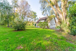 Exterior - Vacation Home "Moments Conviviaux À 20' De Disney" with 3 Private Terraces & Wi-Fi (SAINTS)