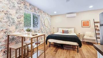 1 chambre, fer et planche Ă repasser, Wi-Fi, draps fournis