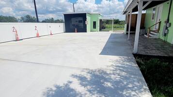 Enceinte de lâhĂ©bergement