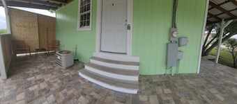 KASITA....5 min to river, 4min  to Christus S R hospital, state University 12min