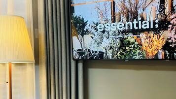 Standard Double Room | Premium bedding, laptop workspace, free WiFi, bed sheets