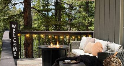 The Den- Forest Cabin Retreat
