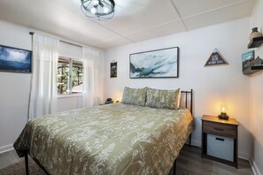 2 chambres, fer et planche à repasser, Wi-Fi, draps fournis