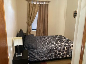 1 quarto, ferros/tábuas de passar roupa, Wi-Fi, roupa de cama