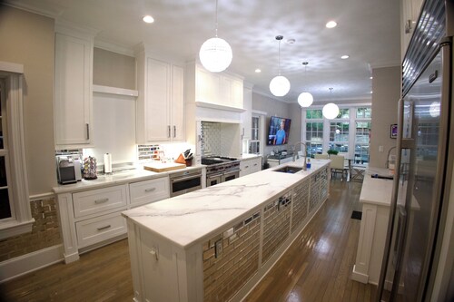 Highland Park Mansion on Beverly Drive, 1080 feet  from SMU’s stadium!