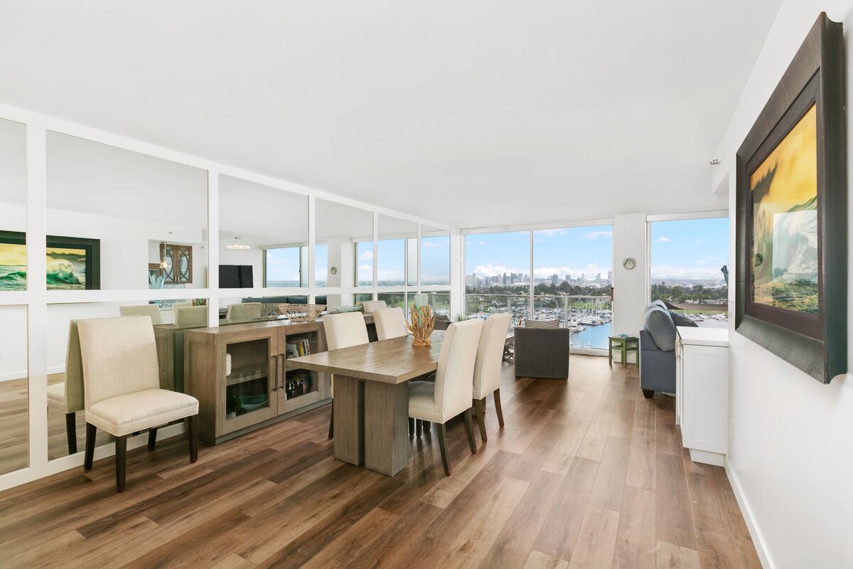Beautiful 1 bedroom in the Shores! 