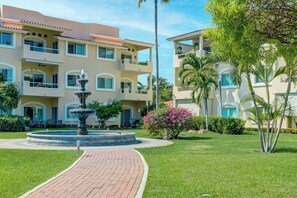 Exterior - Green Bay Condos golf and garden views (Nuevo Nayarit)