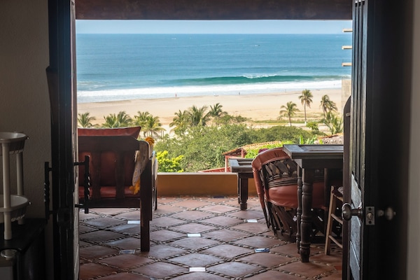 1 habitación, decoración personalizada y muebles diferentes