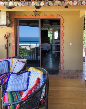 Terrace/patio - Oceanview Guesthouse (Puerto Escondido)