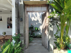 Pintu masuk dalaman