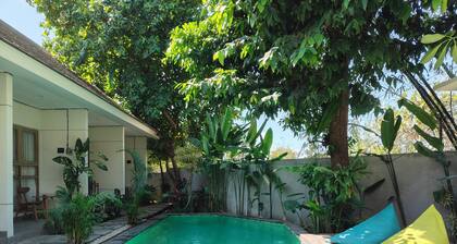 Manuver Surf and Stay Uluwatu Bali