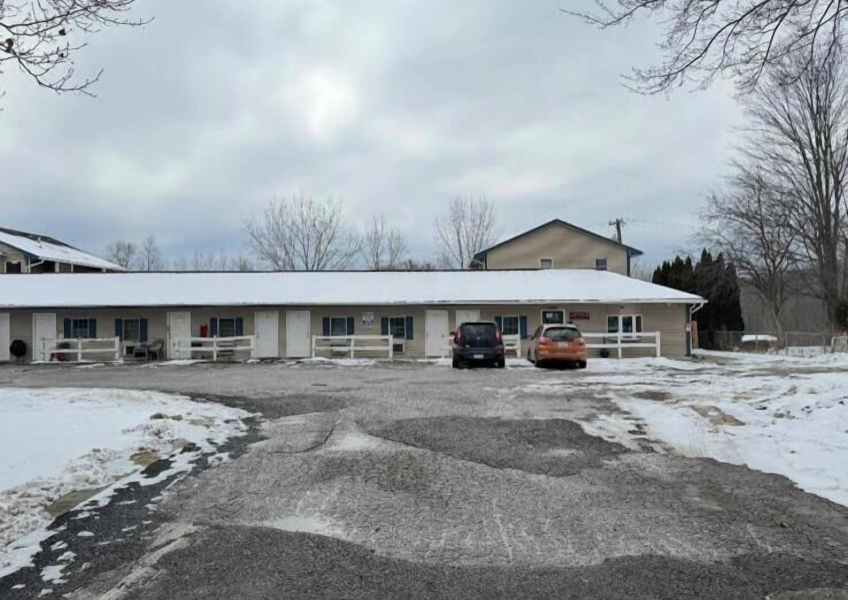 숙박 시설 정면