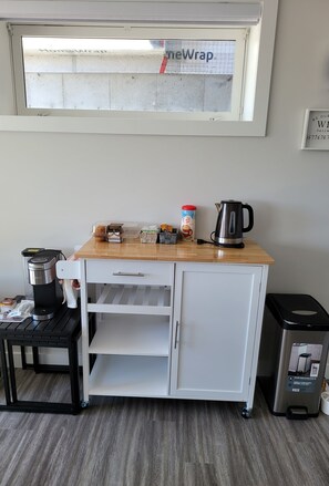 Interior - Luxury 2 bedroom with lake view (Winnipeg)