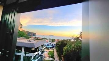 Apartment, 1 Bedroom, Accessible, Balcony | Property grounds