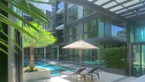 Apartment, 1 Bedroom, Accessible, Balcony | Kolam renang | Kolam renang terbuka 