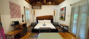 Namkhan Suite - Luxurious Suite facing the river