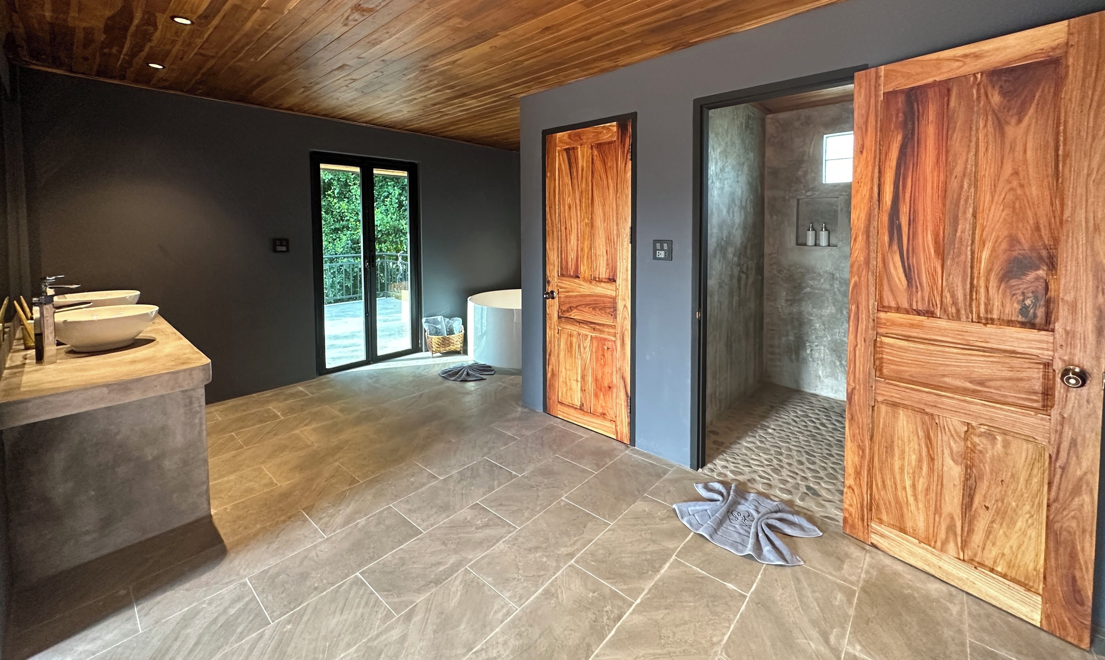 Shower, eco-friendly toiletries, hair dryer, bidet