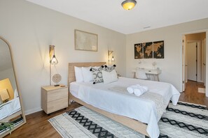 1 bedroom, desk, iron/ironing board, free WiFi