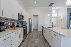 Fridge, microwave, oven, stovetop - BRAND NEW - Heated Pool & Modern Upgrades! - Villa Moonlight Breeze - Roelens Vacations (Cape Coral)