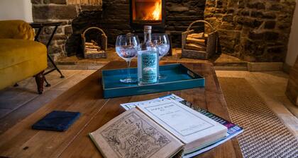 Keepers Lodge Knowstone