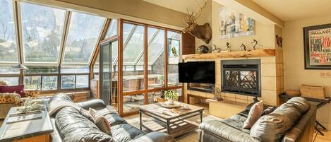 TV connectée, cheminée