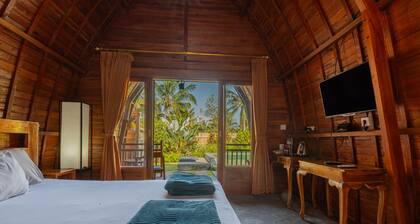Kubu Selat Villa and Glamping