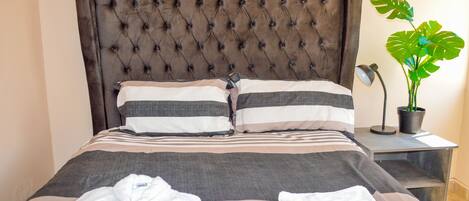 1 Schlafzimmer, WLAN, Bettwäsche