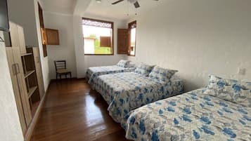 6 bedrooms, free WiFi, bed sheets, wheelchair access