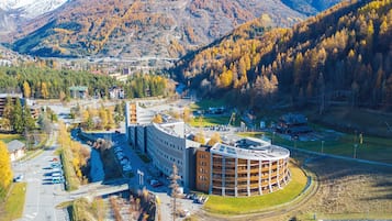 Esterni