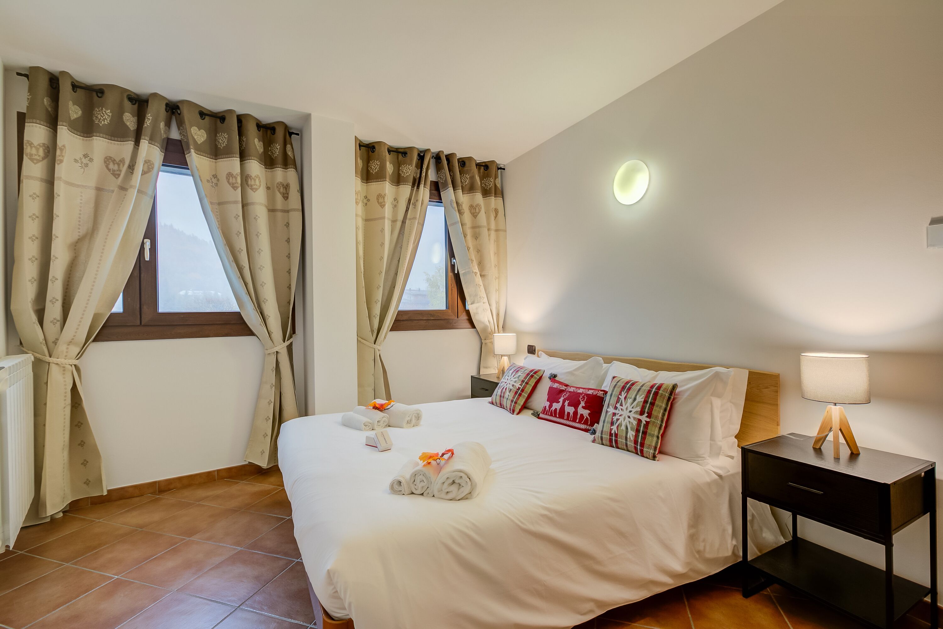 1 camera, Wi-Fi gratuito, lenzuola