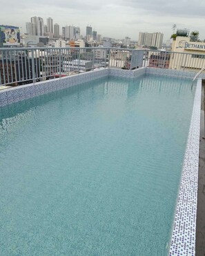 Pool - Fully Furnished Condo with Balcony (Makati)