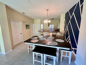 3 bedrooms - Grand Superior 3BD Townhouse Near Disney (Kissimmee)