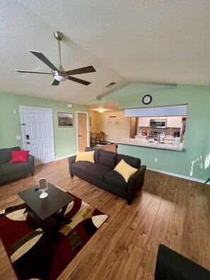 Unclassified image, 4 of 20, button - Grand Family Superior 3BD Condo Near Disney 21 (Kissimmee)