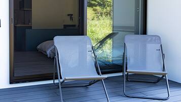 Quarto duplo, para não fumantes (1F, with bathroom) | Terraço/pátio