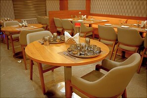 Nhà hàng