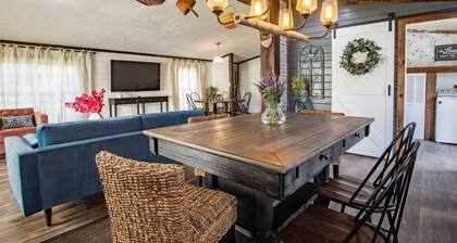 New!!!Thuja Hideaway next to NewRiverGorge. Amazing star gazing. Pet friendly!