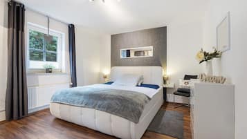 2 habitaciones, tabla de planchar con plancha y wifi gratis