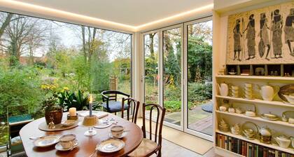 Ferienwohnung Olga Behrends" mit privater Terrasse und WLAN