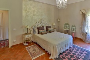 4 عدّة غرف نوم