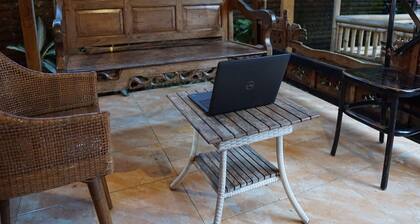 OYO Life 93300 Homestay Puri Anggrek Syariah - Wage