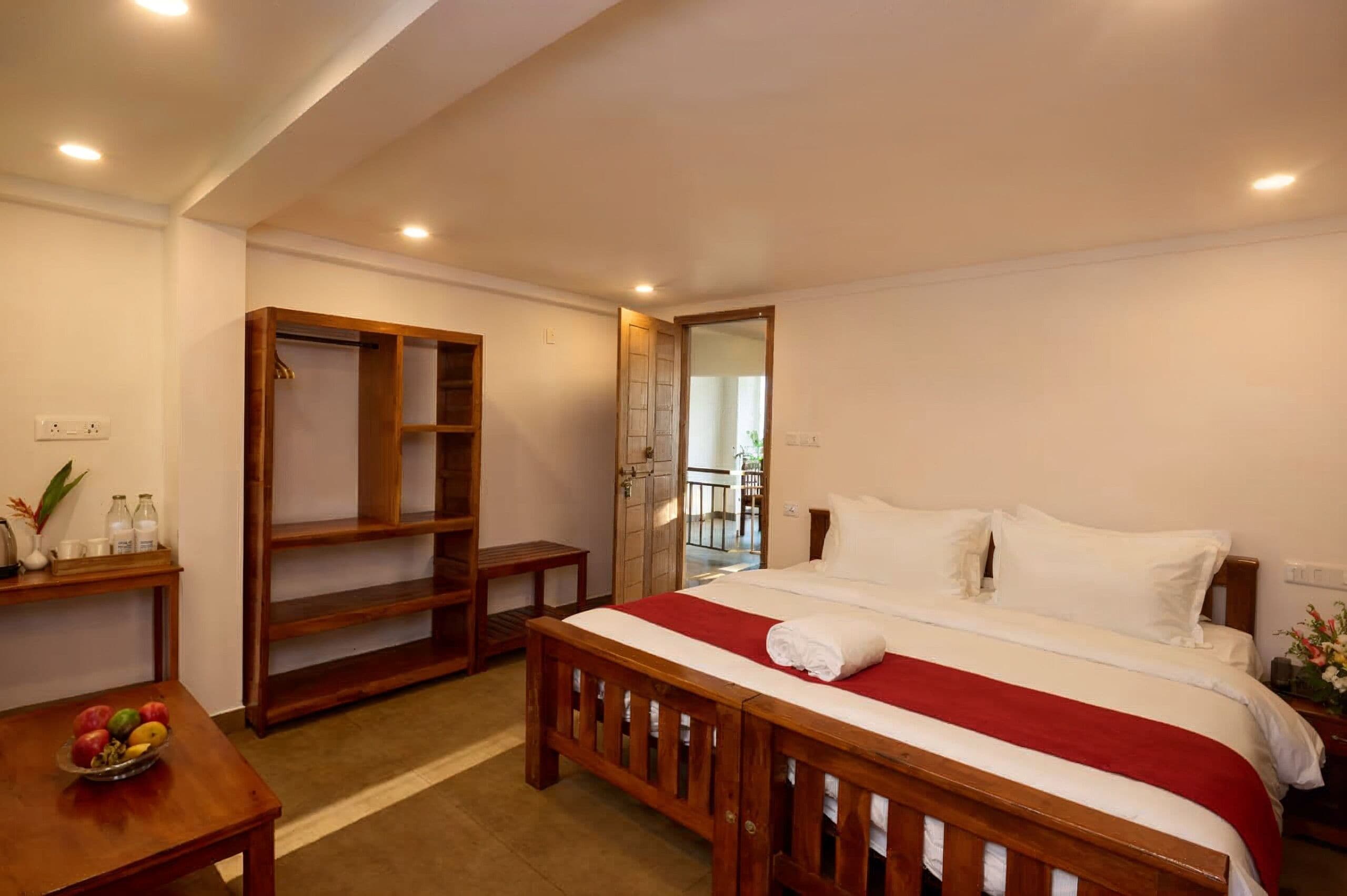 Standard Room | Desk, laptop workspace, free WiFi