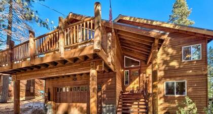 Donner Adventure Lodge: Pet Friendly, Games, Bunks