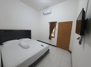 Habitación estándar doble | Escritorio, wifi gratis, ropa de cama