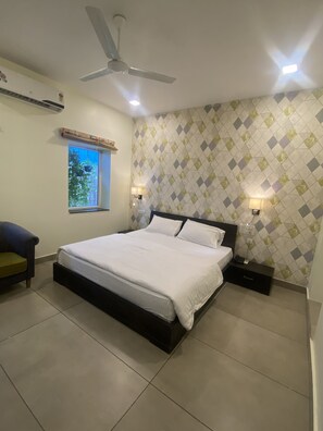 9 soverom, strykejern/-brett, wi-fi og sengetøy